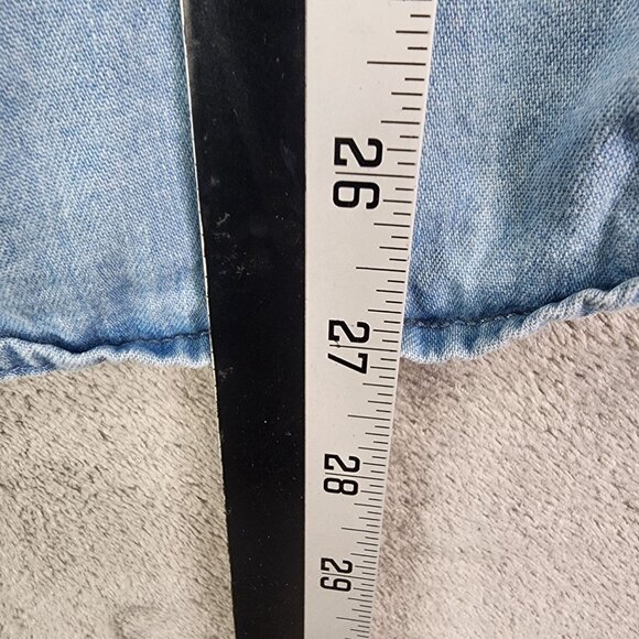 Mens Forever 21 Blue Denim Shirt Long Sleeve Button Up Front Pocket Size L - Picture 7 of 8